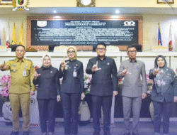 Rapat Paripurna di Ruang Sidang DPRD Provinsi Lampung di Hadiri Wakil Gubernur Lampung