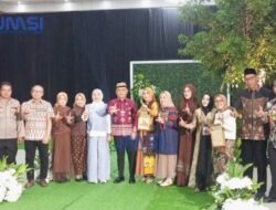 Walikota Metro Hi. Bambang Berikan Dukungan Penuh Fashion Show Say Waway 2026