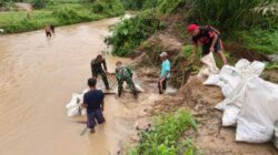 Semangat Gotong Royong, Prajurit dan Warga Bangun Jembatan di Gunung Sugih