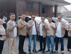 Relawan BRN dan Kader PSI Sambut Kedatangan Mantan Presiden Ke-7 Joko Widodo di Lampung