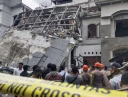 “Duum” !! Ledakan Dahsyat Hancurkan 7 Rumah Mewah di Medan