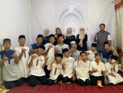 Lima Mahasiswi UIN Raden Intan Lampung Gelar Sharing and Caring di Rumah Yatim Kedaton
