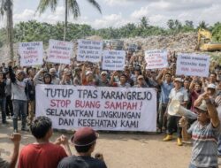 Protes TPAS Memuncak, Ratusan Warga Karangrejo Boikot Aktivitas Pembuangan Sampah
