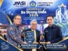 JMSI Lampung Raih Anugerah Be Strong Unila 2026, Bukti Kemitraan Strategis yang Berdampak Ketua JMSI Lampung Terima Penghargaan.png